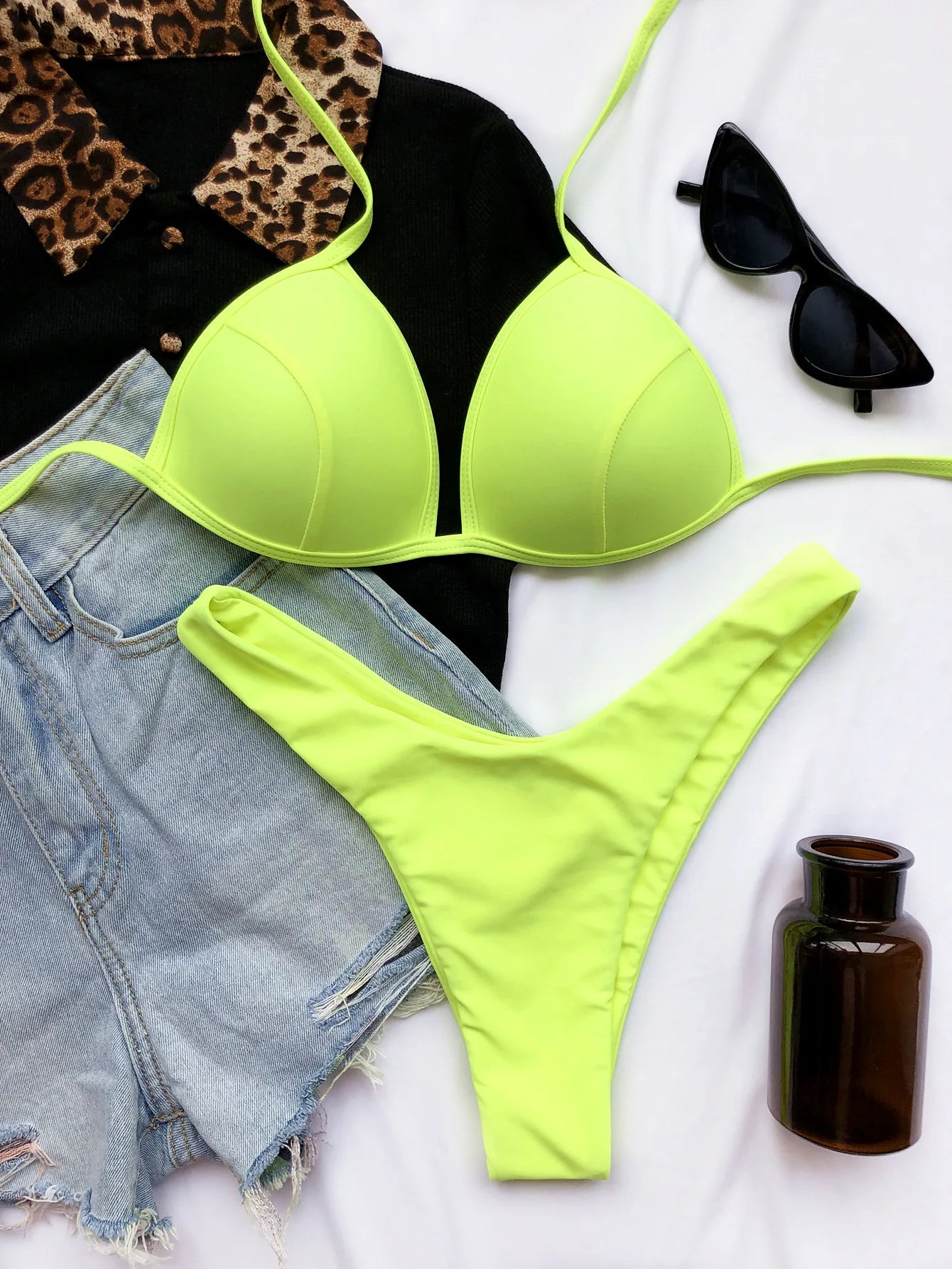 Bikinis Linda 2025